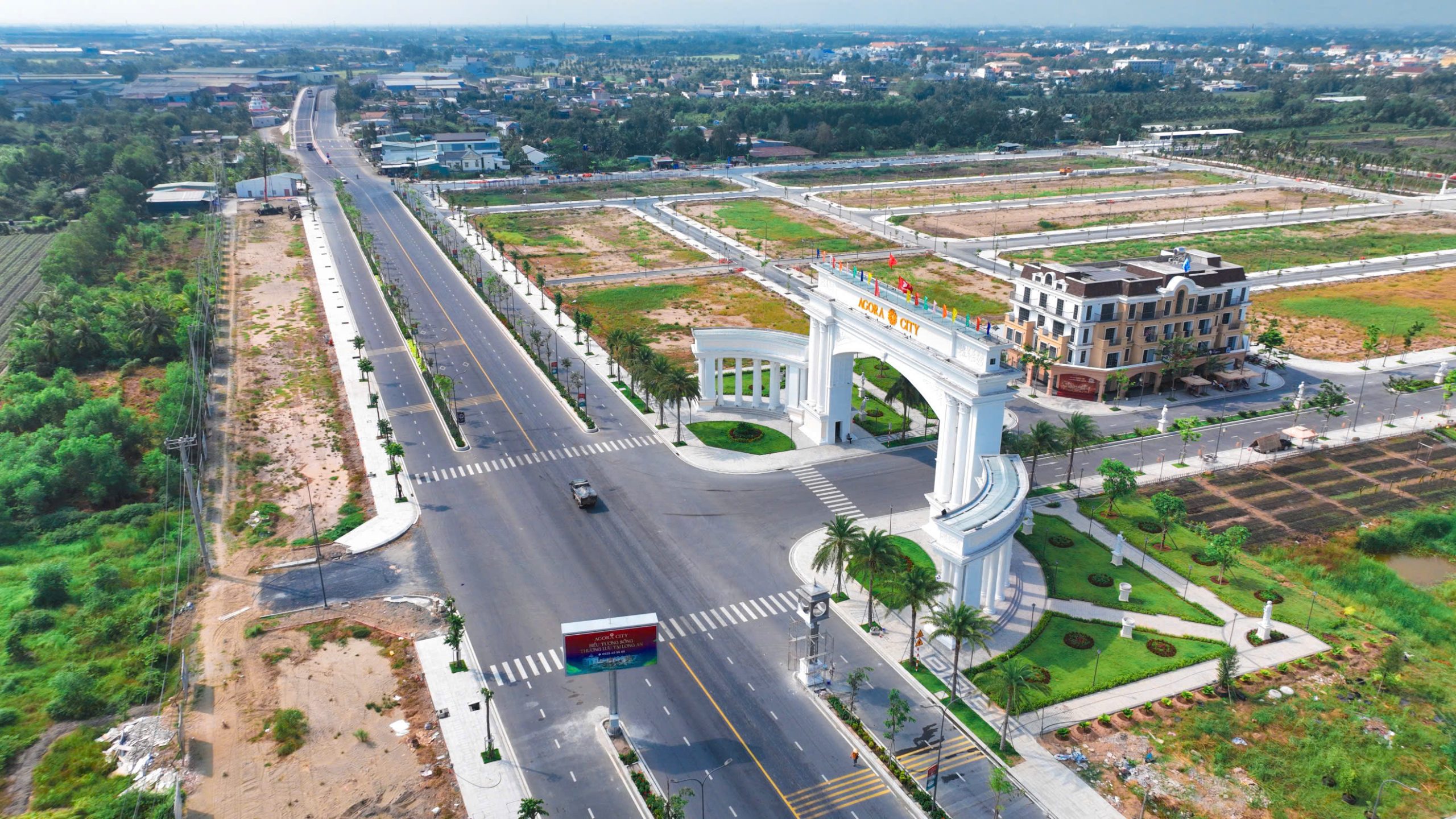 Agora City thực tế