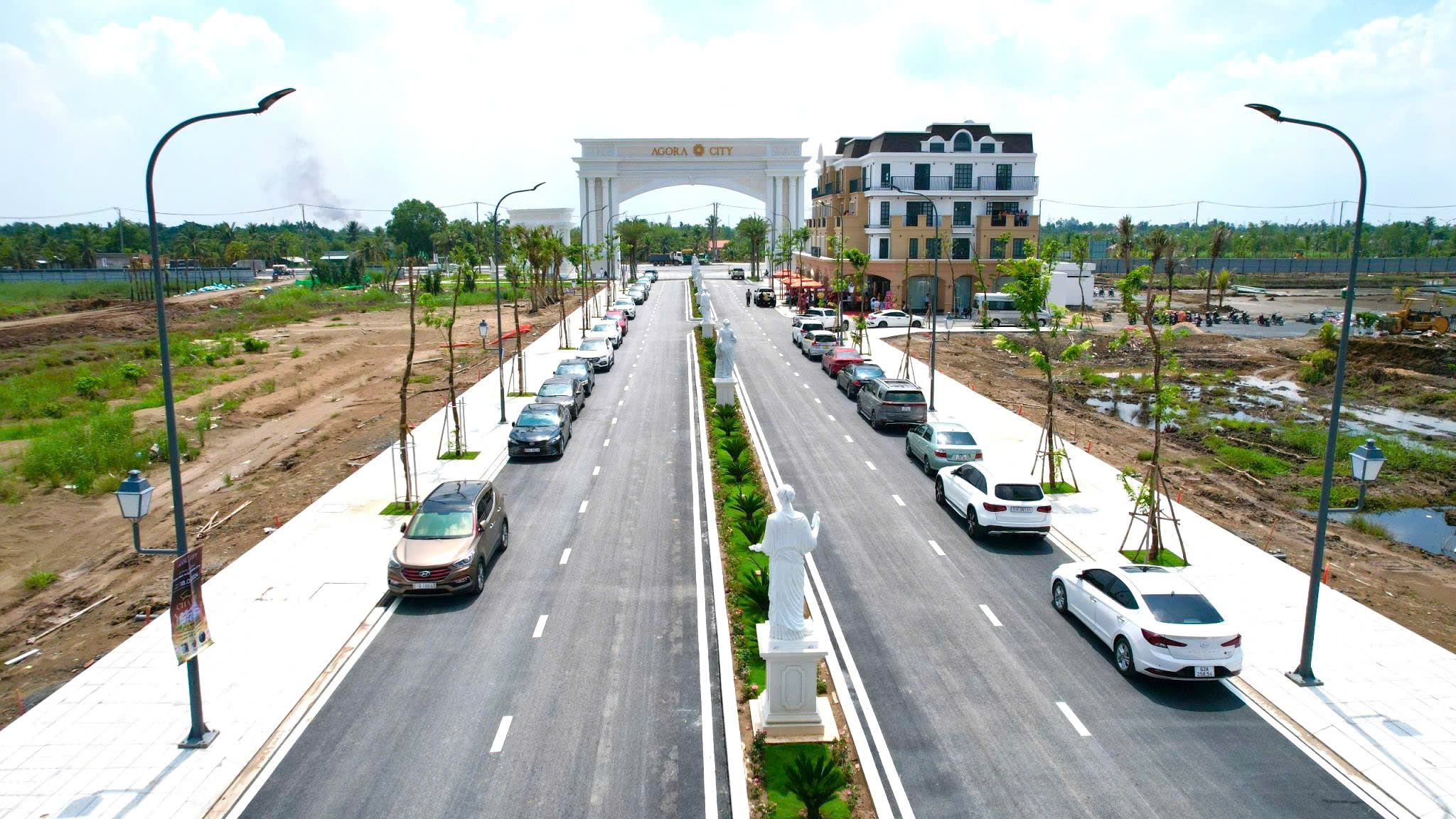 Đại lộ Hòa Bình Agora City